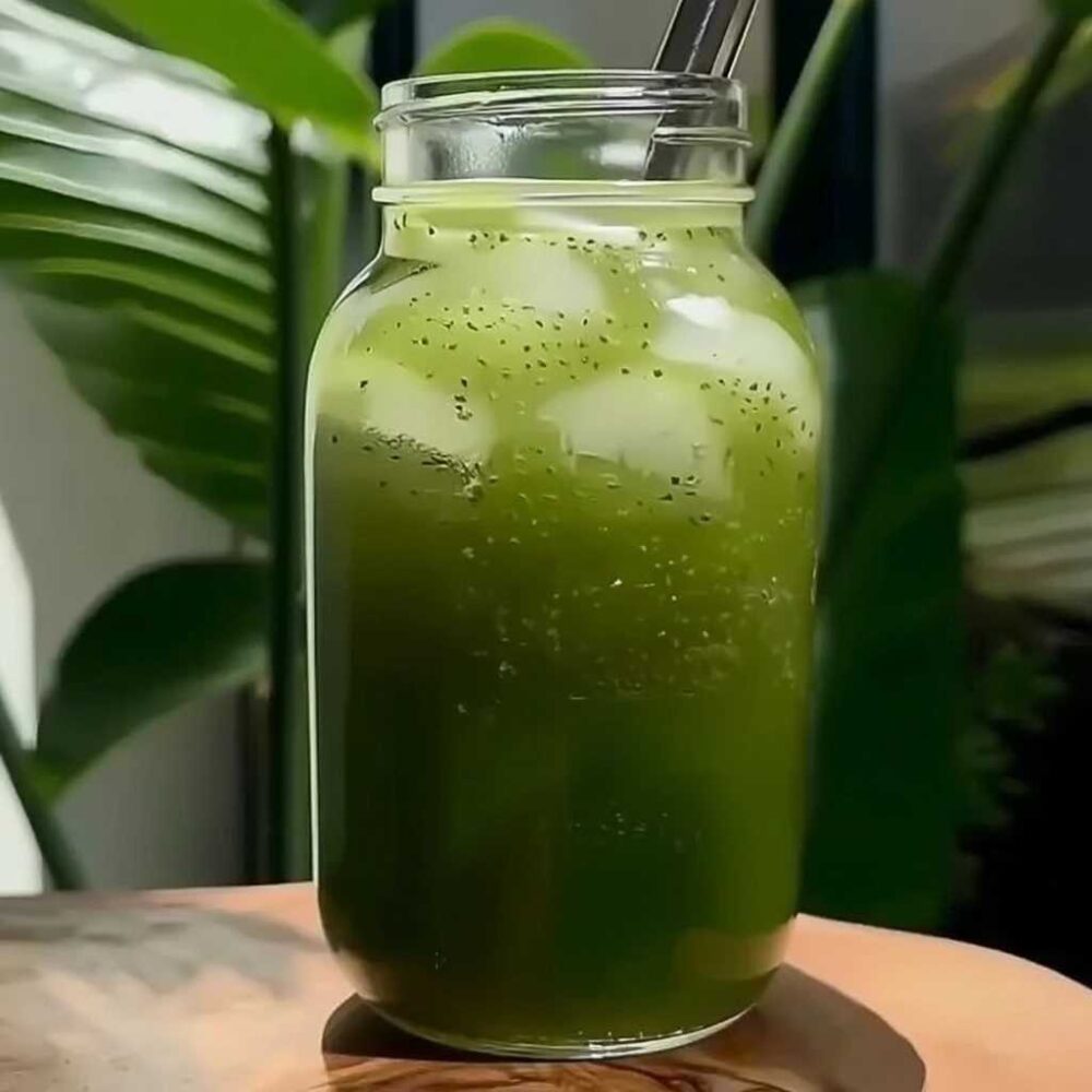matcha chia seed lemonade with ice in mason jar