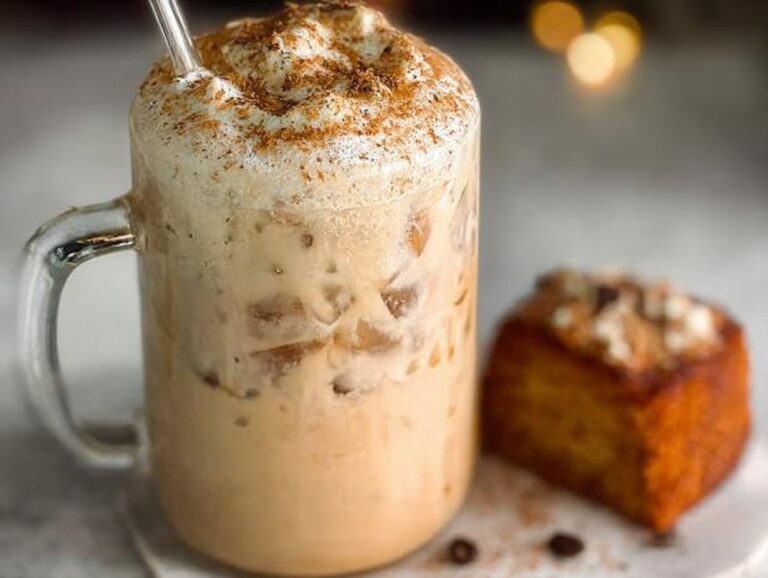 Are you ready to indulge in the breakfast treat of your dreams? The Iced French Toast Latte delivers the warmth of comforting French toast while providing the refreshing chill of iced coffee. With the perfect balance of sweet maple syrup, creamy cold foam, and rich espresso, this drink will make your morning brighter. French Toast Latte