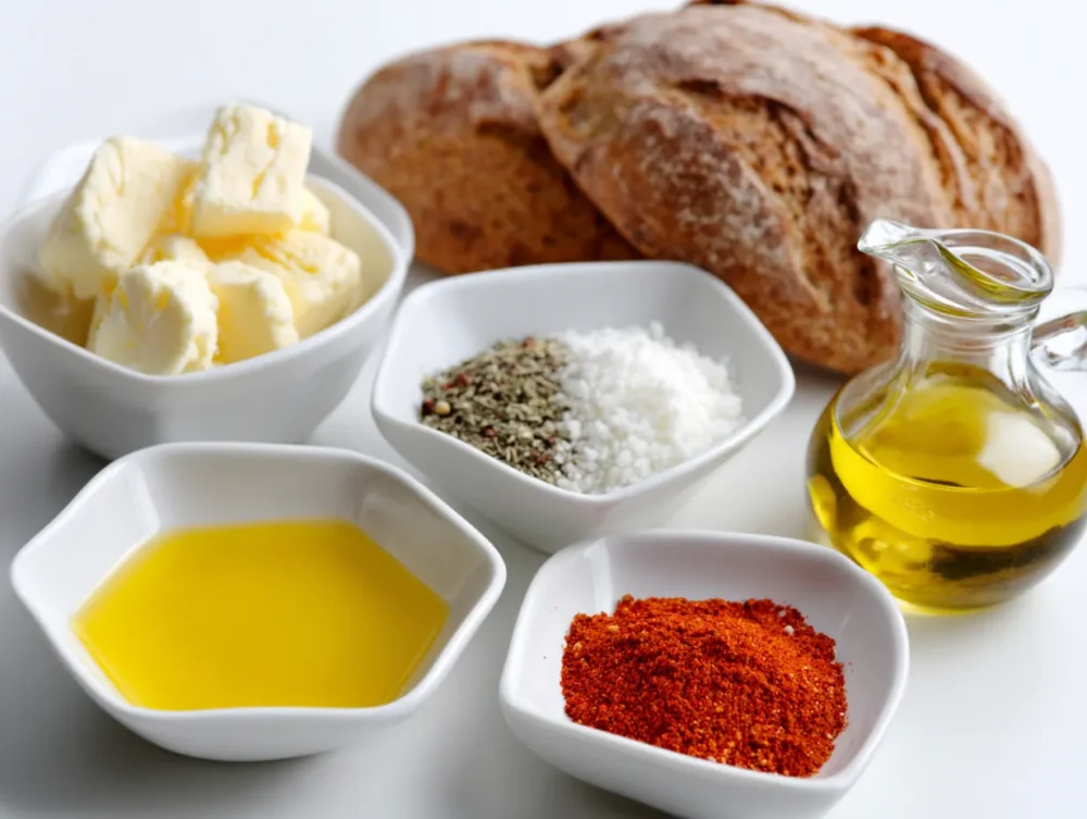 Protein Chili Cheese Toasts ingredients