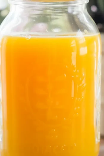 Jamu Juice Recipe saved my mornings when coffee felt too heavy and my body wanted something bright and clean. Maybe you’re here because your throat is scratchy, or your digestion has been a little meh, or you just need a simple daily ritual that feels good. I’ve been making this Indonesian turmeric ginger drink at home for years, and it truly fits all those moments. It’s comforting when warm, refreshing when chilled, and easy enough for busy weekdays. Today I’m sharing exactly how I make it, plus tips to make it yours. Jamu Juice Recipe